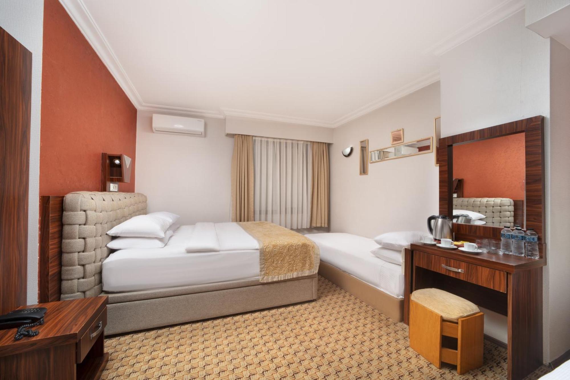 Elan Hotel Istanbul Pera Esterno foto