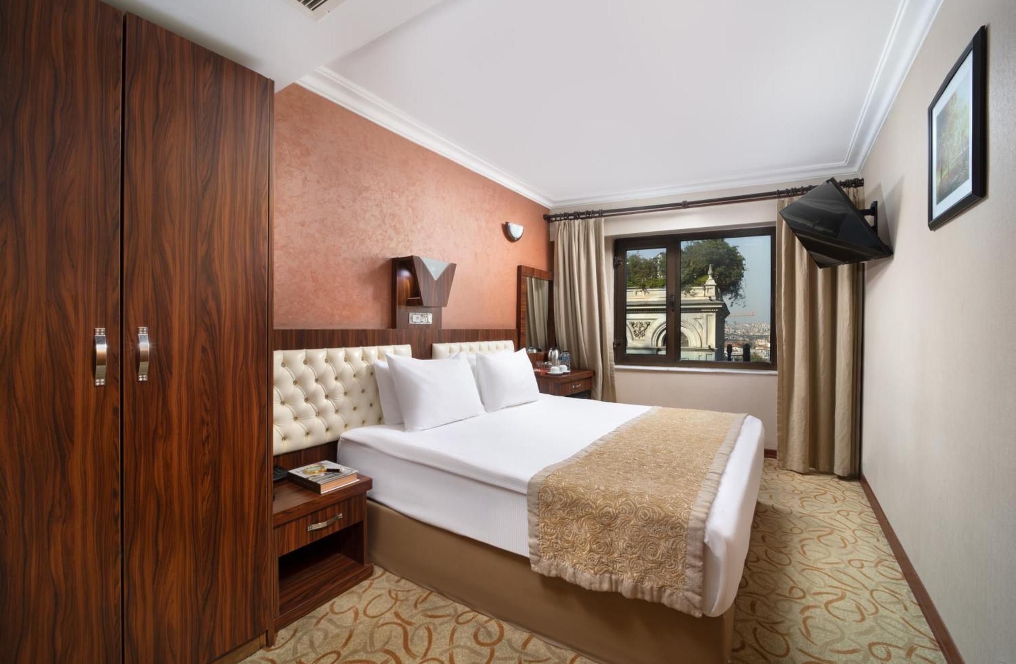 Elan Hotel Istanbul Pera Esterno foto